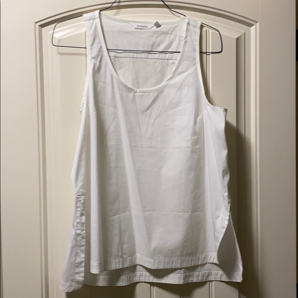 NWOT Athleta white tank. Never worn.